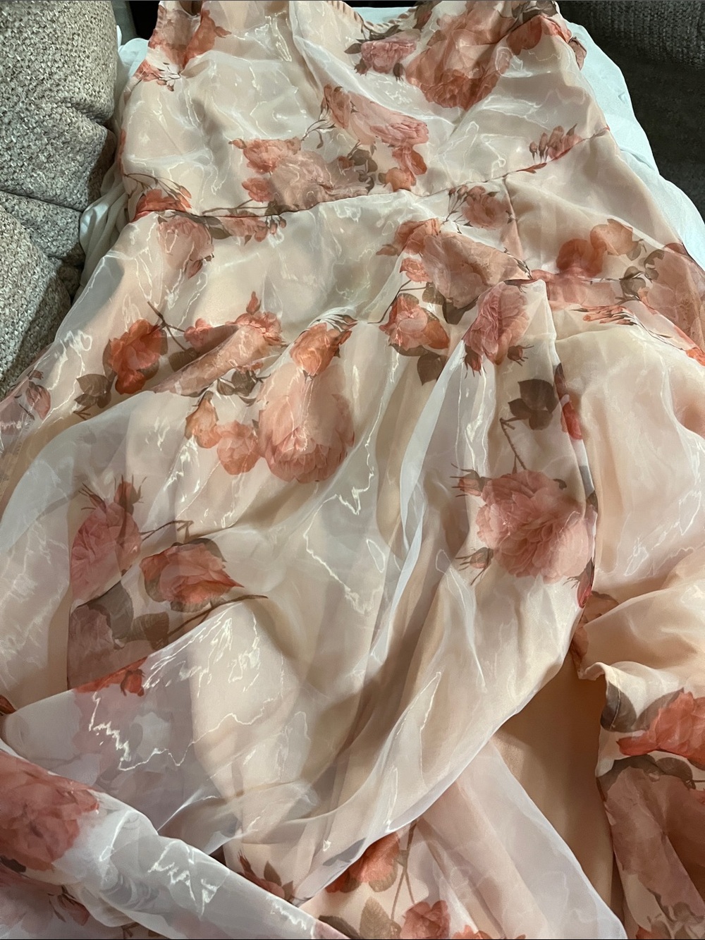 SHEIN Blush Floral Chiffon Maxi Dress